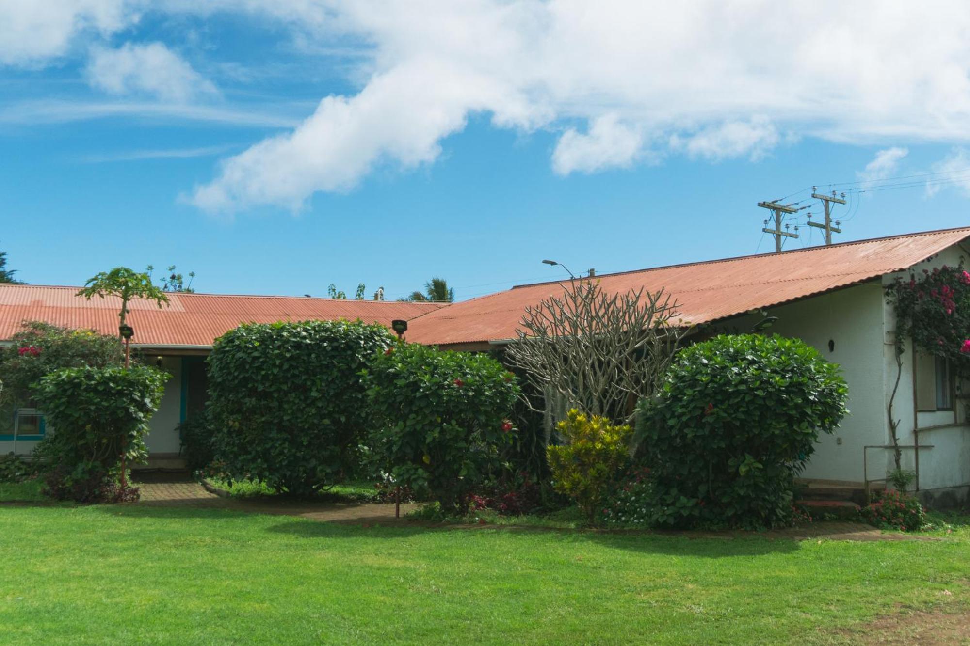 Hostal Y Cabanas Aorangi Hanga Roa Extérieur photo
